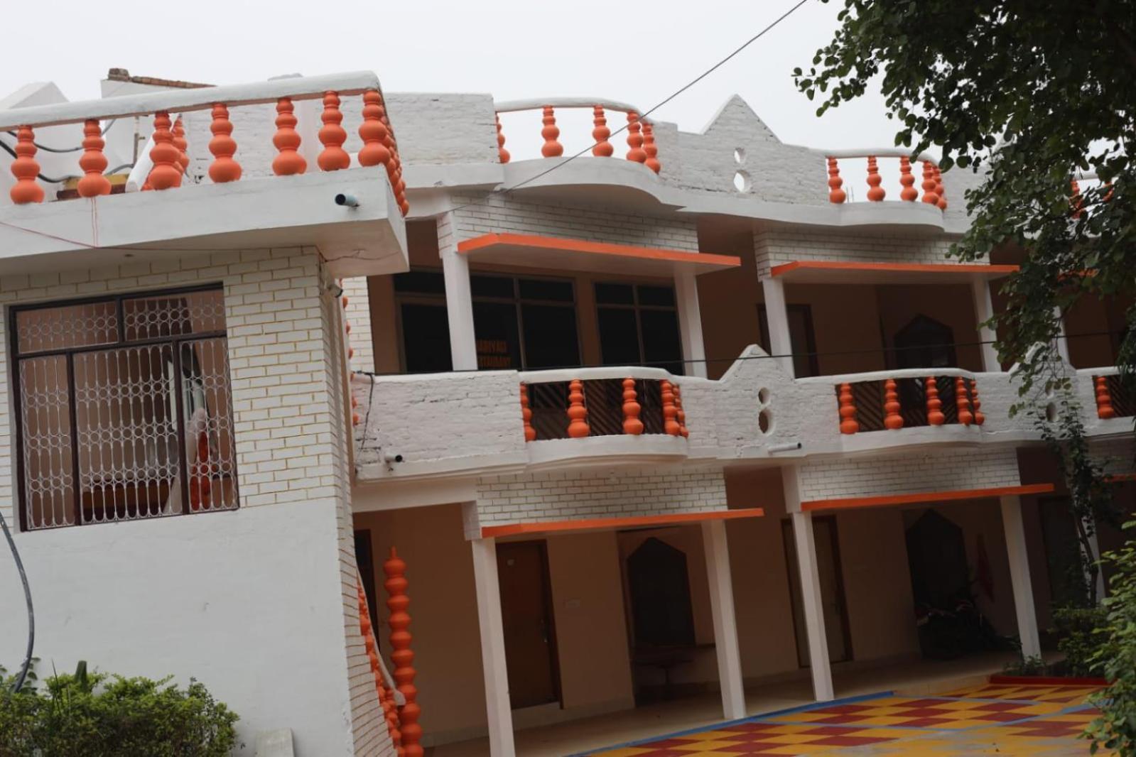 Hotel Shree Krishna Jungle Resort Khajurāho エクステリア 写真